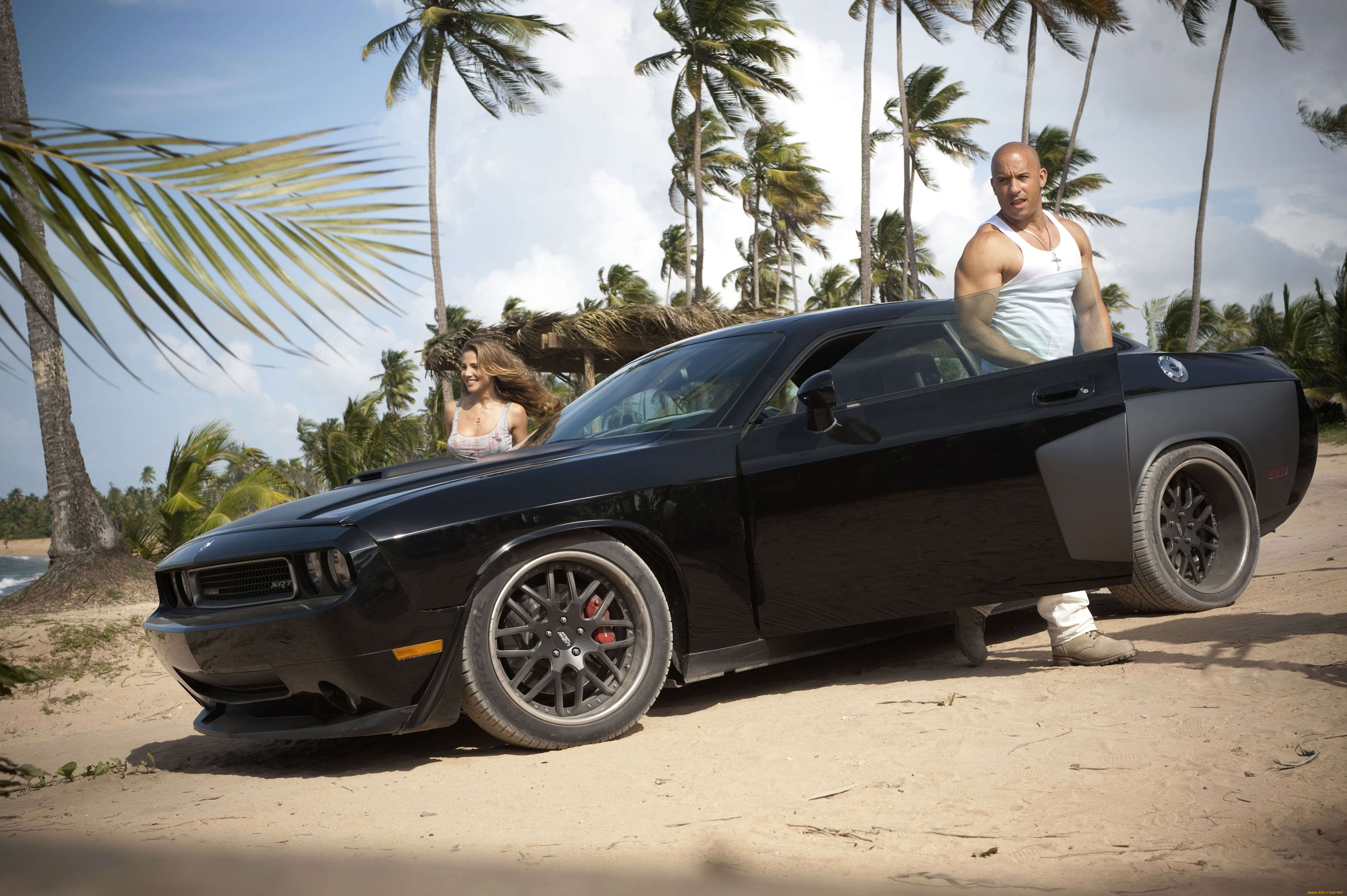 the, fast, and, furious, , , , 5, dodge, challenger, gal, gadot, vin, diesel